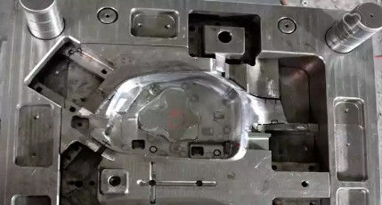 718H Otomotiv Plastik Kalıp Lehçe LKM Otomatik Enjeksiyon Kalıbı Dikiz Aynası