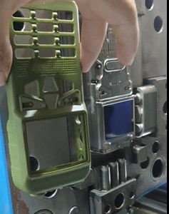 قالب عداء ساخن S136 / NAK80 قالب عداء بارد LKM قالب هاتف خارجي