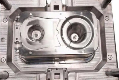 El molde del cubo de la fregona del moldeo por inyección S136 del aparato electrodoméstico de TPU modificó para requisitos particulares